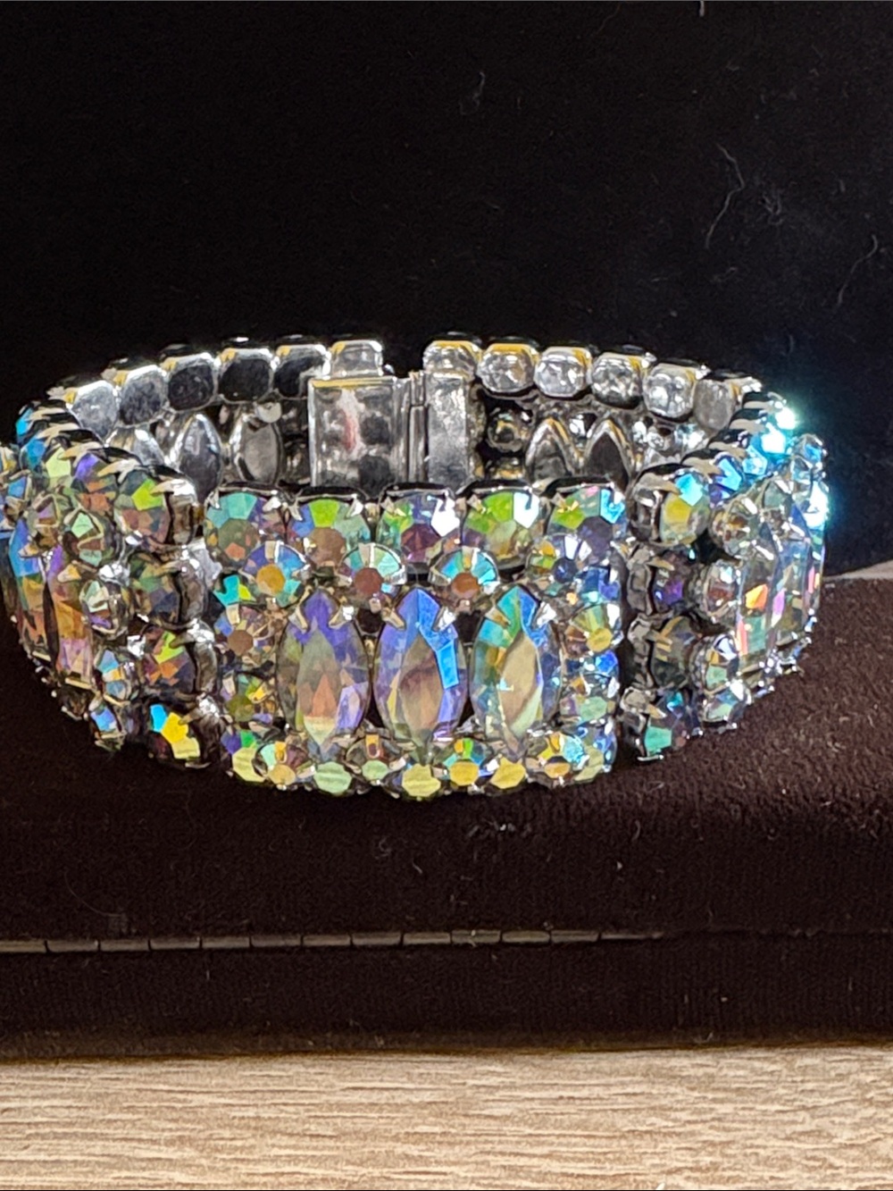 Vintage aurora borealis bracelet, silver tone